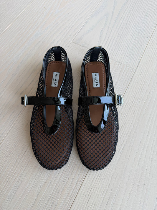 Alaia Black